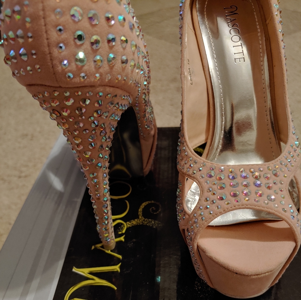 Rhinestone High Heel Pumps